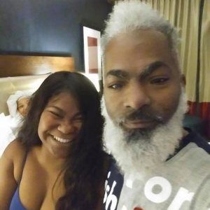 Meet your Posher, Dex